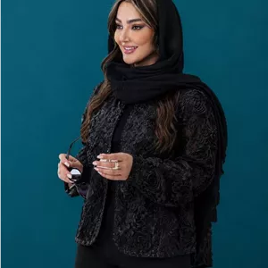 مانتو کتی کرپ حریر گل برجسته گلی