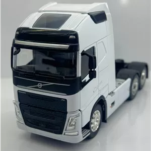 ماکت کامیون فلزی ولوو اف اچ (Volvo FH500) ویلی 1.32