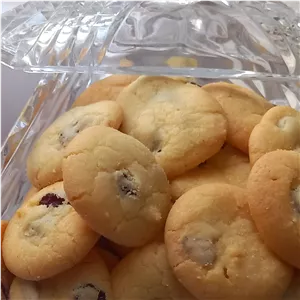 شیرینی کشمشی