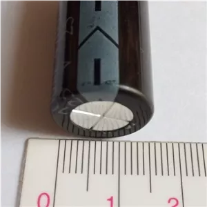 خازن الکترولیتی 4700UF - 25V  باریک مارک huahong توان حرارتی 105 درجه اصل
