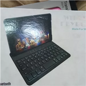محافظ آیپد مینی همراه با کیبرد مدل  اسمارت بلوتوثی  keyboard