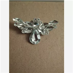 اکسسوری دخترانه سنجاق سینه طرح فرشته