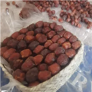 خرما مرداسنگ بسته بندی سنتی شیک وتمیز 
