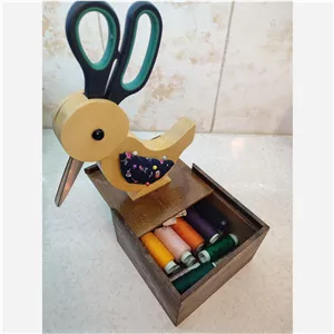 جا قیچی و نخ و سوزن پرنده