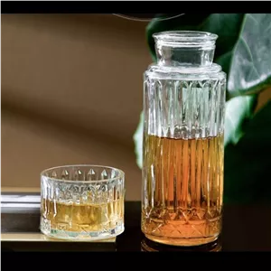 بطری وپارچ 