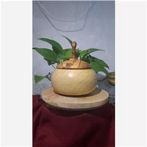 قندان چوبی