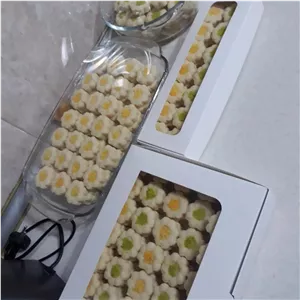 شیرینی نارگیلی( آردی) خانگی(پس کرایه و هزینه ارسال در مقصد)
