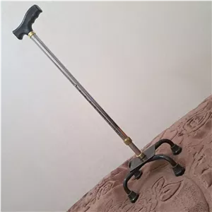 عصا طبی ، عصا 4 پایه ، عصا واکر دار ، تنظیم ارتفاع بدنه استیل ، دسته پلاستیک 