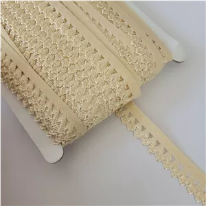 کش دالبر کنگره ای کرم (مناسب دوخت لباس زیر) طول 1متری
