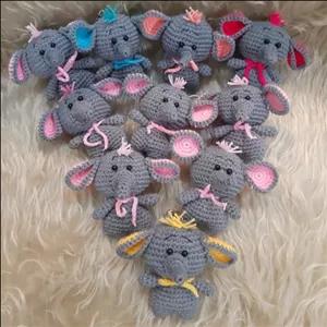 عروسک جاکلیدی فیل دستبافت