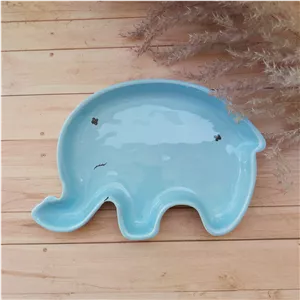 مزه خوری خرماخوری فیل