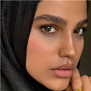 لنز لومنتو لومو کوکو قهوه ای عسلی