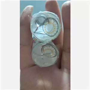 لنز رنگی برند سوئیسی پلاس