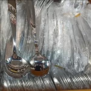 ملاقه کوچک استیل نگیر  یونیک جرمنی اصل ملاقه استیل ملاقه نقلی قاشق خورش قیمت ویژه زیر6عدد کرایه بامشتری جداگانه حساب میش