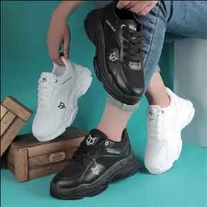 کتونی طرح ولف ، کیفیت عالی قابل شستشو از سایز (37 تا 40) ارسال رایگان 