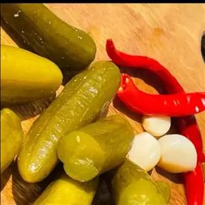 خیار شور خانگی تازه وترد وباکیفیت 3 کیلو 