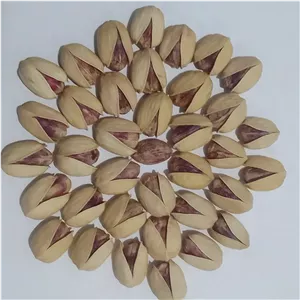 پسته کله قوچی خام. نوق رفسنجان 