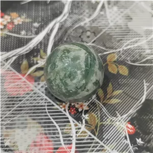 گوی سنگ طبیعی یشم معدنی 