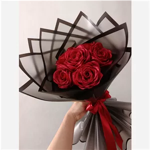 دسته گل ربانی زرشکی 7شاخه (پس کرایه) 