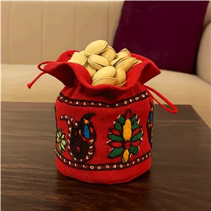 مفشو پته دوزی رنگ لاکی طرح زنبق کدMF01 