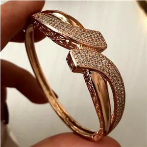 دستبند النگویی زنانه جواهر نگینی ژوپینگ طرح فول نگین رنگ کاملا ثابت کد sm (پس کرایه)