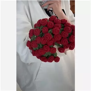 پتو دسته گل بافتنی قطر 1 متر و 50 سانتی متر مخمل و ساده(پس کرایه) 
