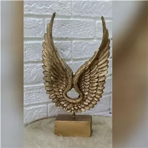 مجسمه تندیس بال عقاب