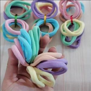 کش مو رنگی... باکیفیت و کشسانی عالی بسته های 12 عددی 6 رنگ متفاوت 