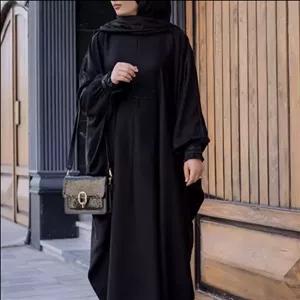 مانتوعبایی جواهر دوزی شده دارای بند تنظیم\nجنس کارنداکریستال اصل\nکاری بسیار زیبا فری سایز 38.  48 ارسال رایگان سفارشی