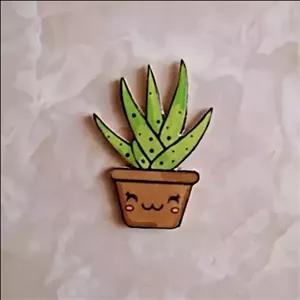 مگنت یخچالی ساخته شده با چوب و رزین طرح  کاکتوس فانتزی کد 1038