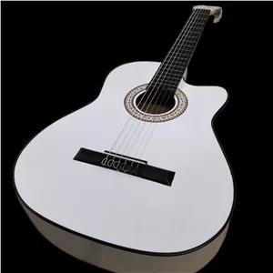 گیتار کلاسیک رنگ سفید مدل کاتوی مارک CLASSIC همراه با سافت کیس ضدضربه و پیک(مضراب گیتار) و ارسال فوری