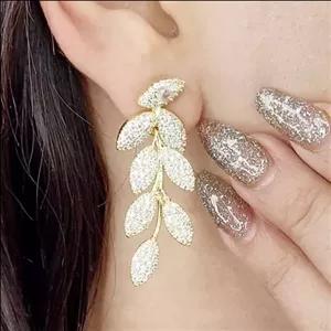 گوشواره جواهری آویز خوشه کد 12197 