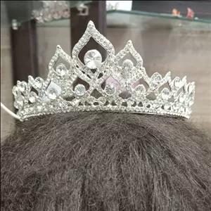 تاج عروس درخشان 