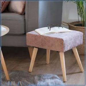 پاف مبلی مربع با پایه های چوب طبیعی 