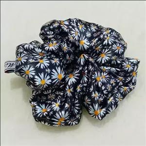 کش موی اسکرانچی  در طرح ها و رنگ های متنوع 