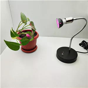 چراغ رشد گیاه 3 وات مدل رومیزی فلزی طرح فول اسپکتروم پایه GU5.3 کد BL147 26X