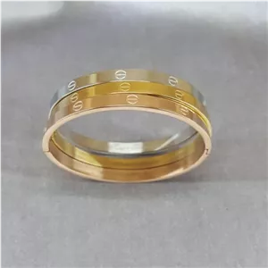 دستبند زنانه مدل لاو کد 2 - با بهترین کیفیت