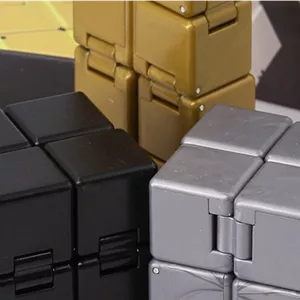 مکعب ضد استرس کیوب شنگشو مدل crazy cube 3FE