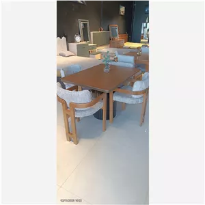 میز ناهار خوری مدل ویکتور 