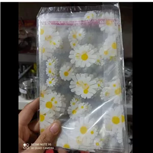 پاکت هدیه پاکت نبات برای 8 تا نبات چوبی پاکت بابونه سفید چسب دار پاکت قند سایز 17 در13 پک 10عددی