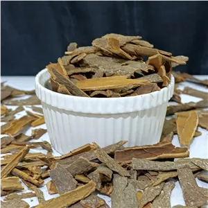چوب دارچین گل سرخی اعلا 100 گرمی ترنج
