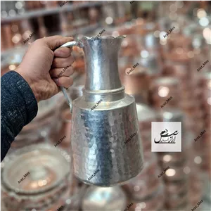 پارچ مسی دست ساز چکشی قلع شده ( قهوه دان نقره ای یا سفید ) مشربه مشرفه مدل قاجاری متوسط زنجان 