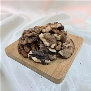 مغز گردوی درجه 2 تویسرکان .پرچرب و خوشمزه 