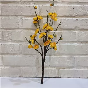 شاخه شکوفه به ژاپنی زرد 