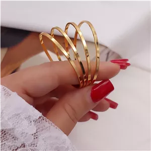 النگو های بچه گانه. طلا روس
