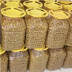 زیتون درشت ویژه(درشت، ترد و یکدست) اصیل طارم دبه 7 کیلویی مامین