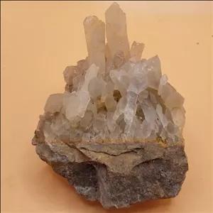 سنگ قیمتی الماس هرکمر (در نجف).وزن 267گرم