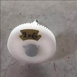 چرخ دنده موتور برف پاکن پژو 206 مدل قدیمی 