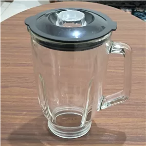 پارچ شیشه ای ابمیوه گیری گاسونیک یک و نیم لیتری درب مشکی فابریکی 