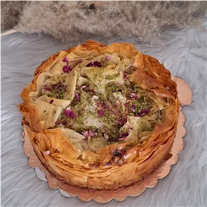 چیز کیک باقلوا خانگی پخت روز (حس شیرین)
